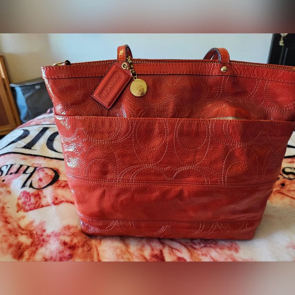 Authentic Coach bag - Picture 5 of 10